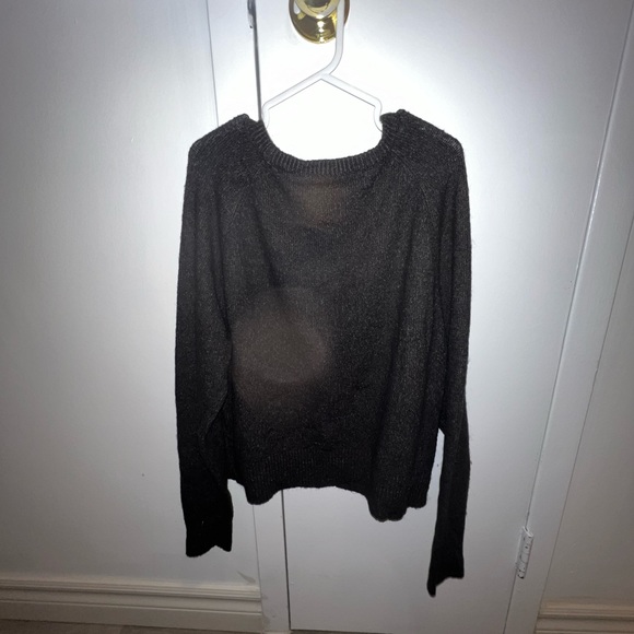 Garage sweater - Picture 3 of 3